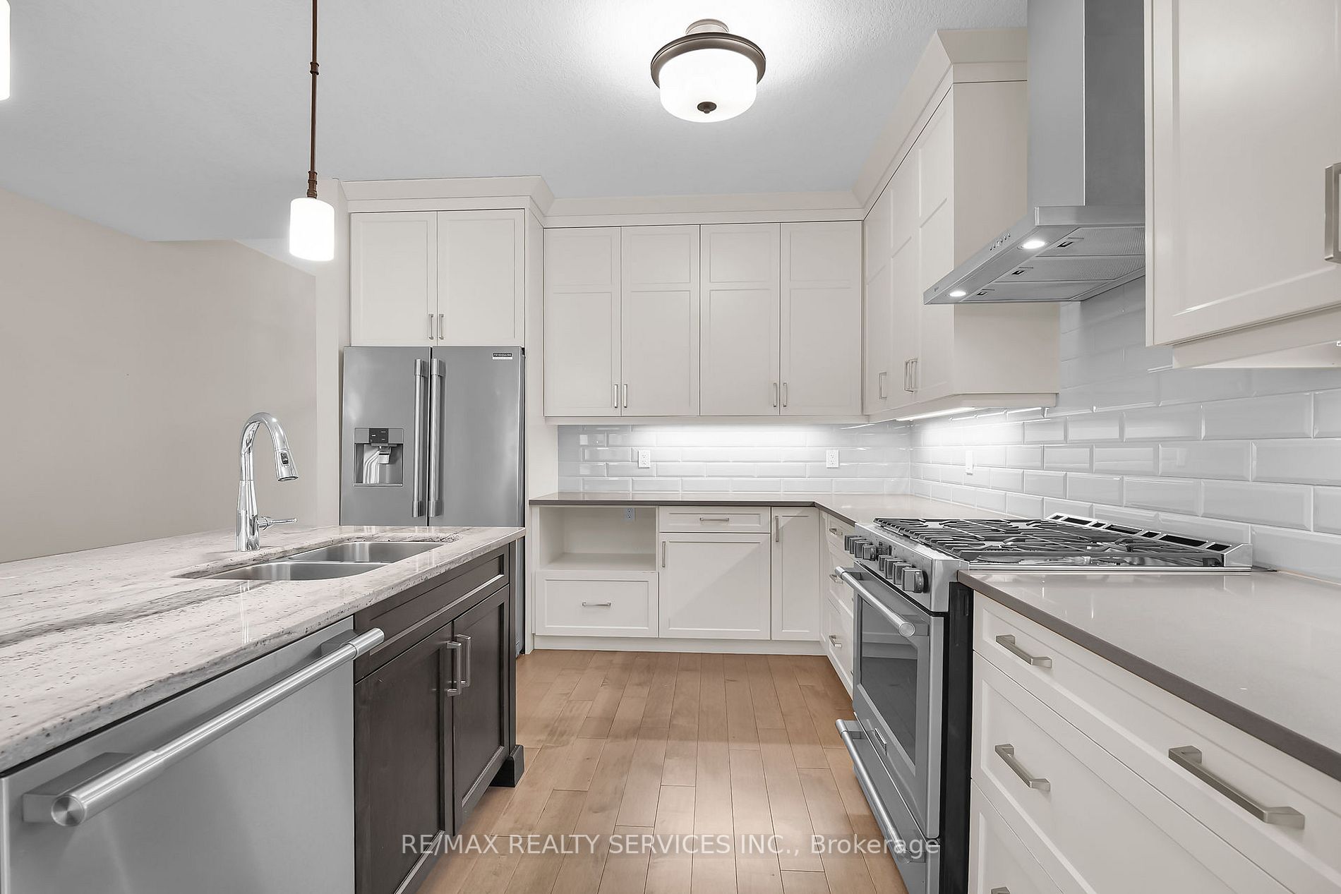 2290 Torrey Pines Way, #26