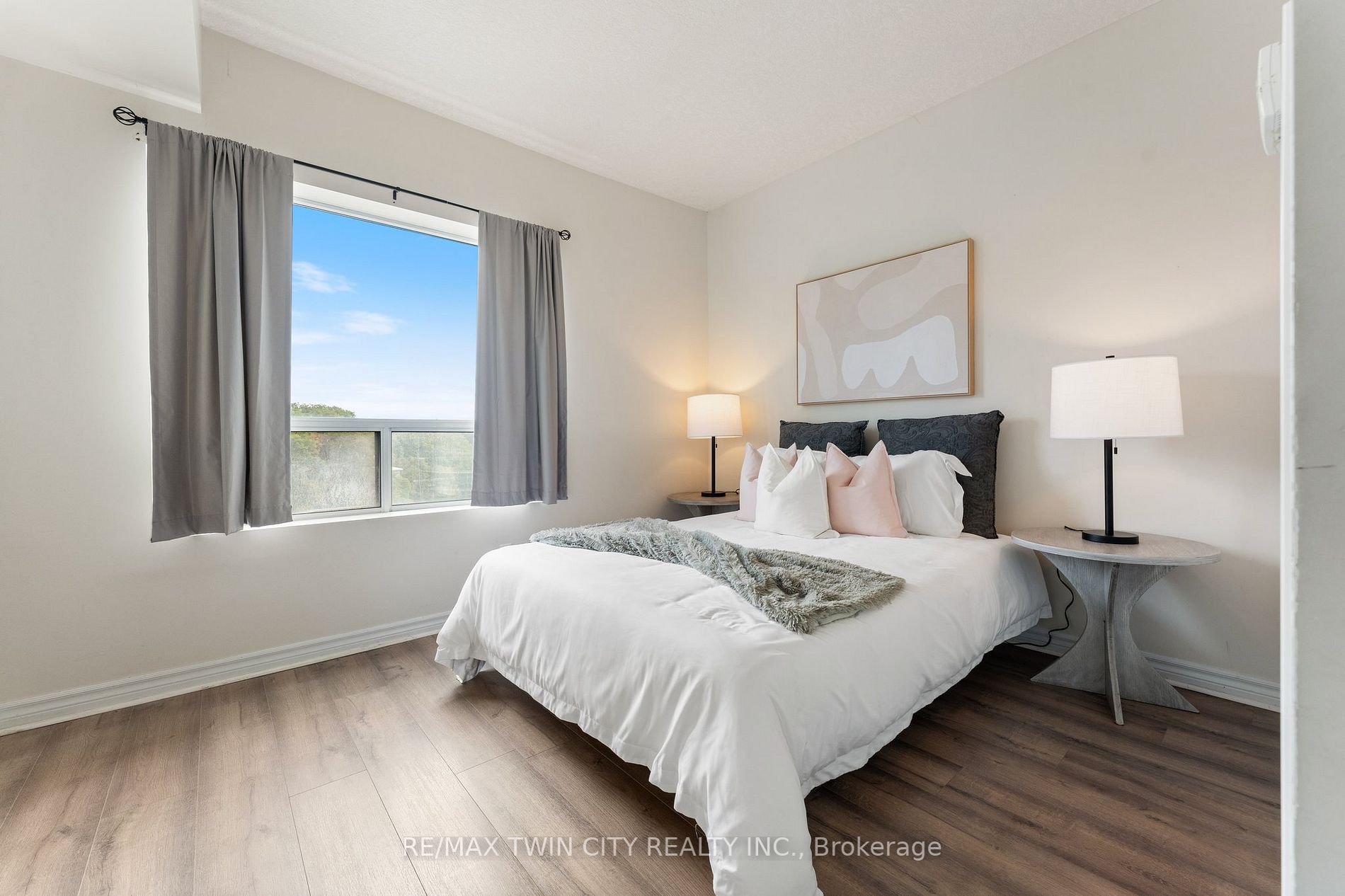 170 Water St N, #601