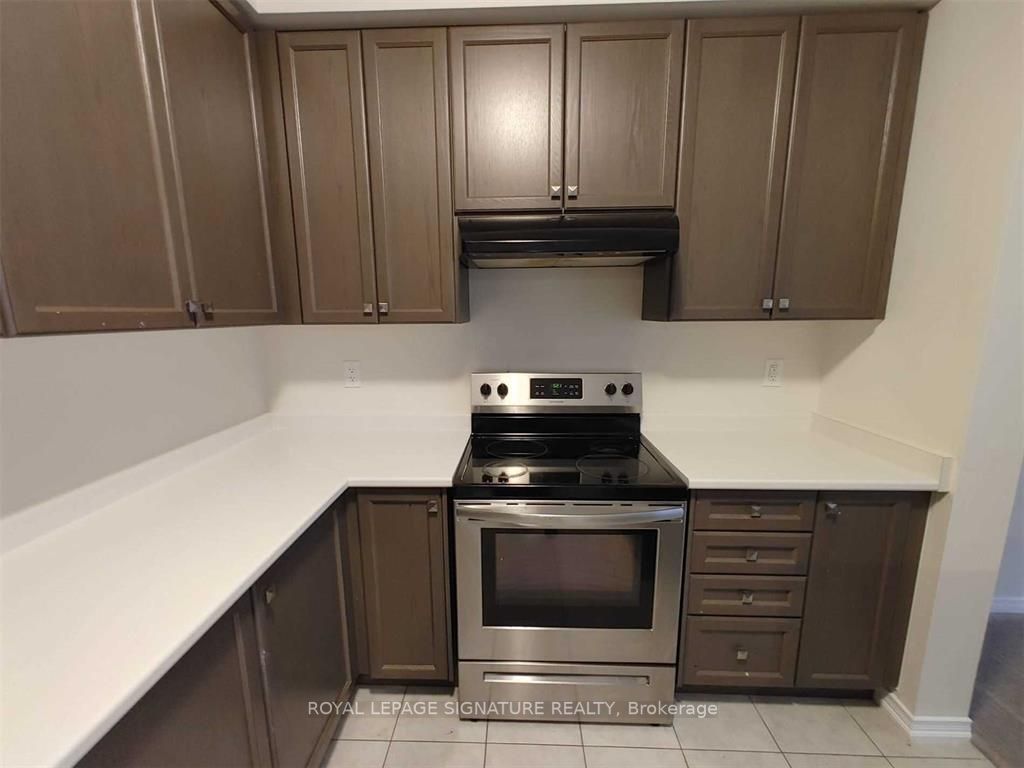 7766 Hackberry Tr