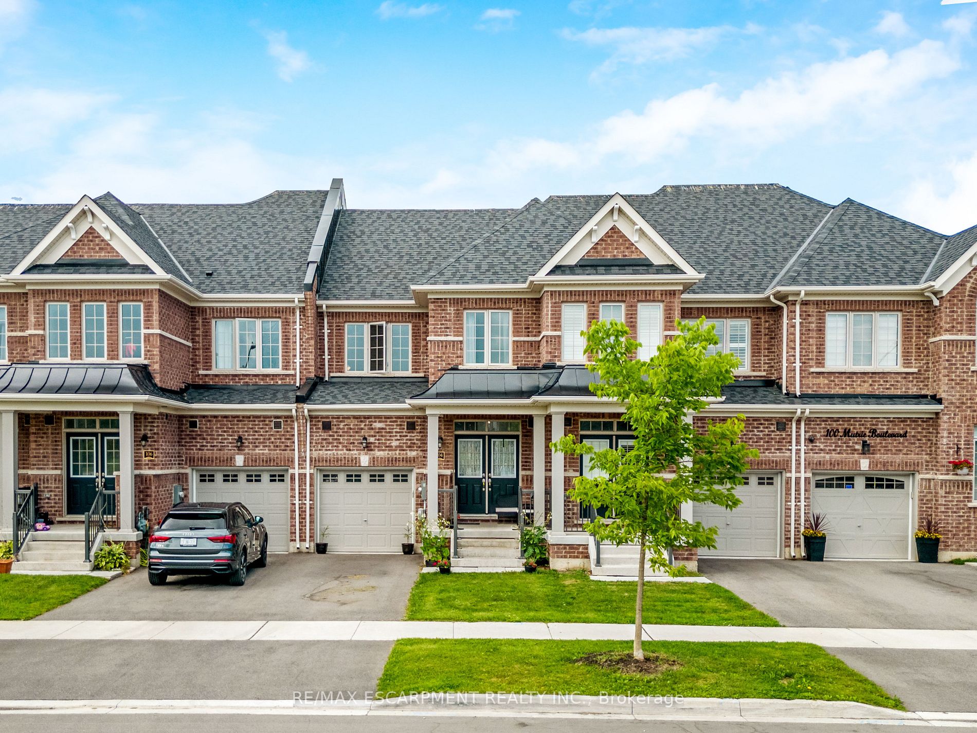 104 Mutrie Blvd