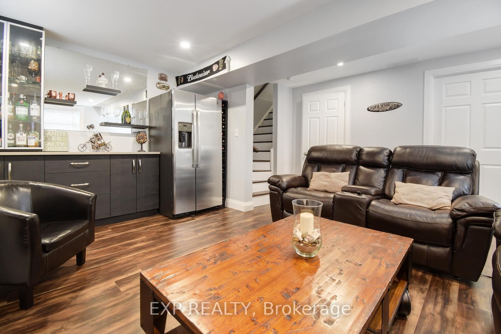 105 Brookfield Cres E