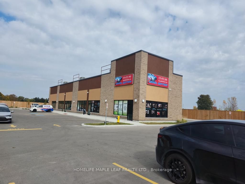 1509 Fanshawe Park Rd