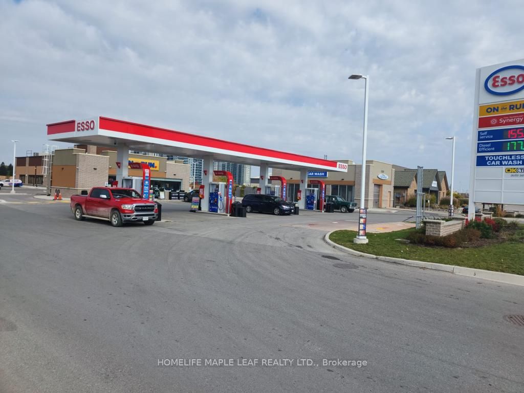 1509 Fanshawe Park Rd