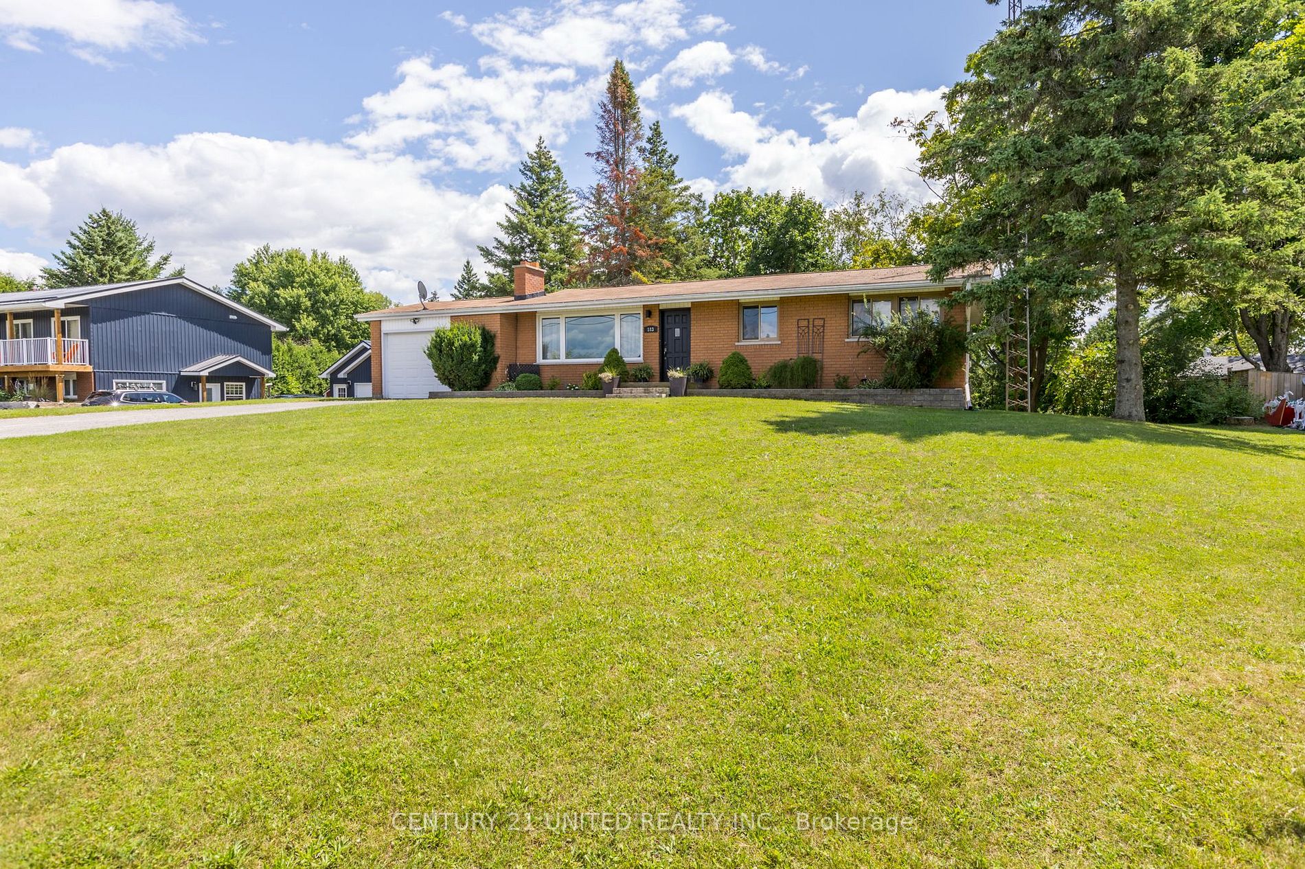 183 Summit Dr