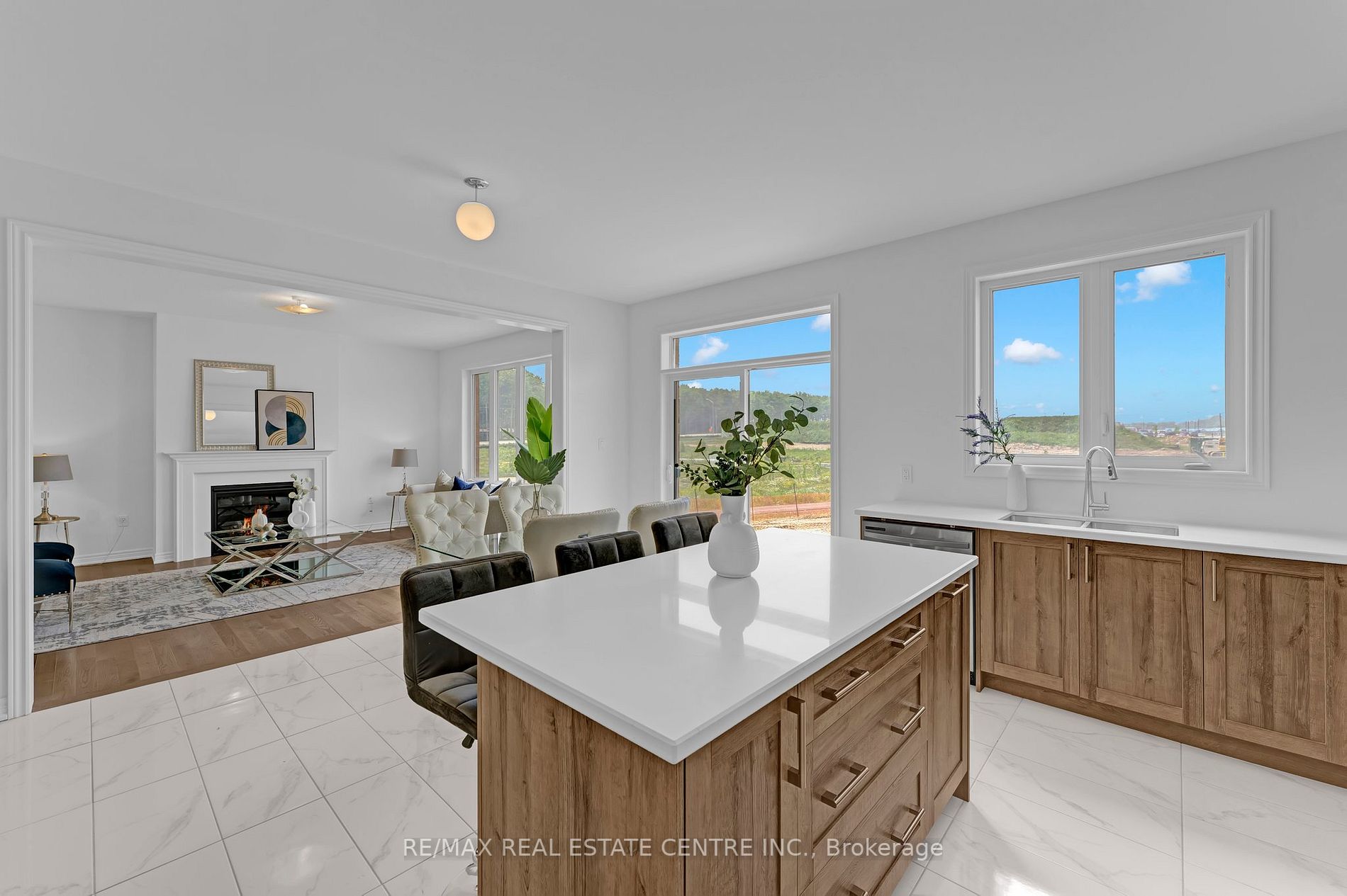 456 Black Cherry Crescent