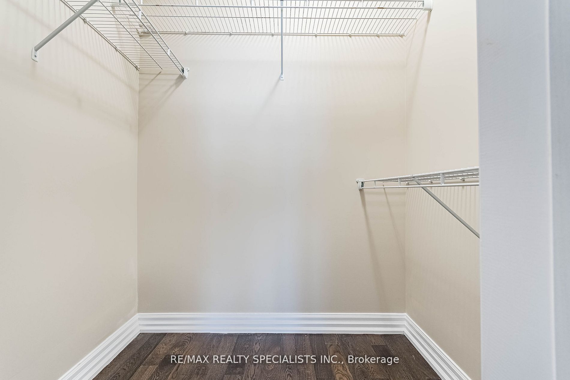 4311 MANN Street, #14