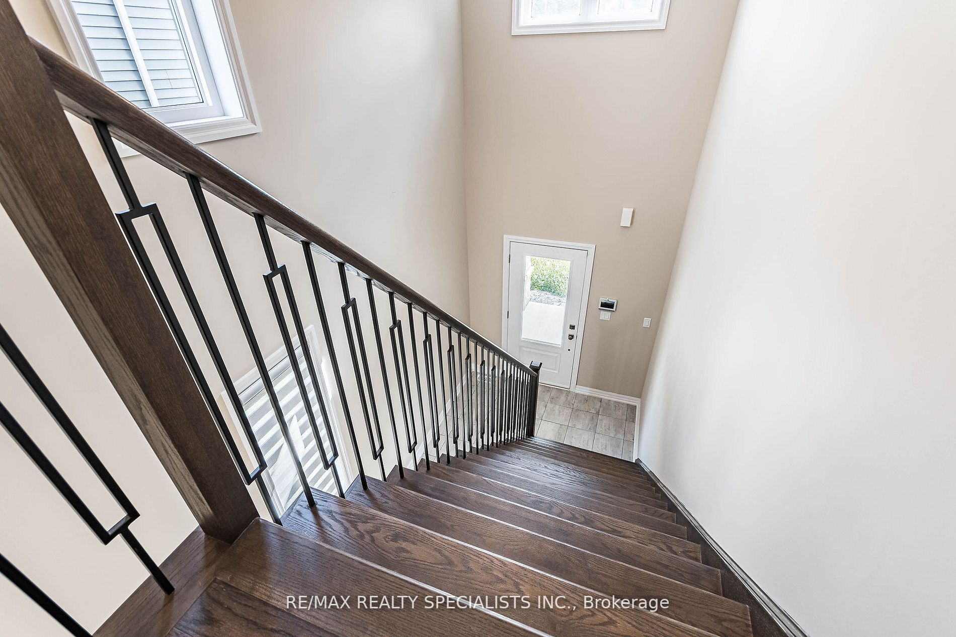 4311 MANN Street, #14