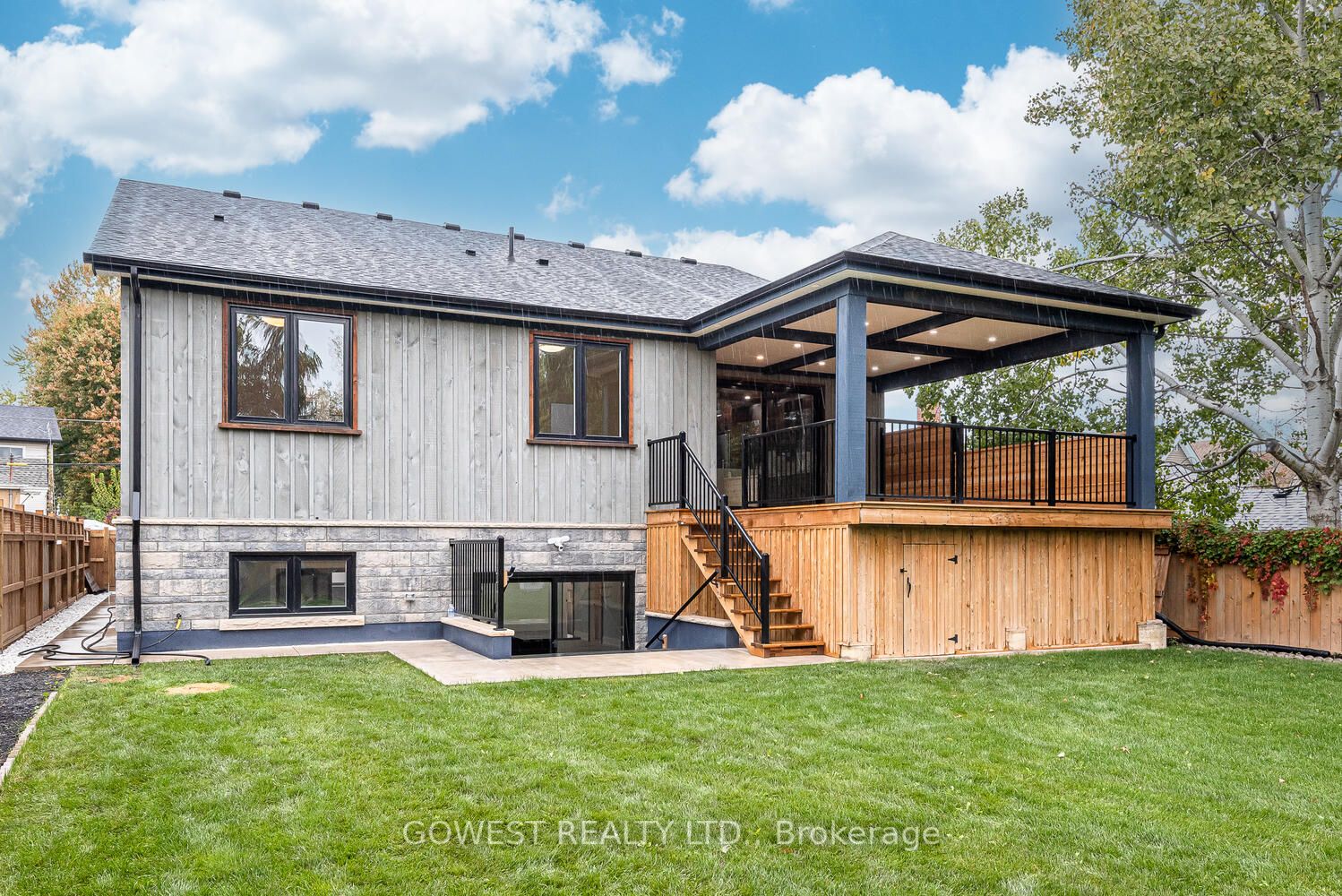20 Tasker St