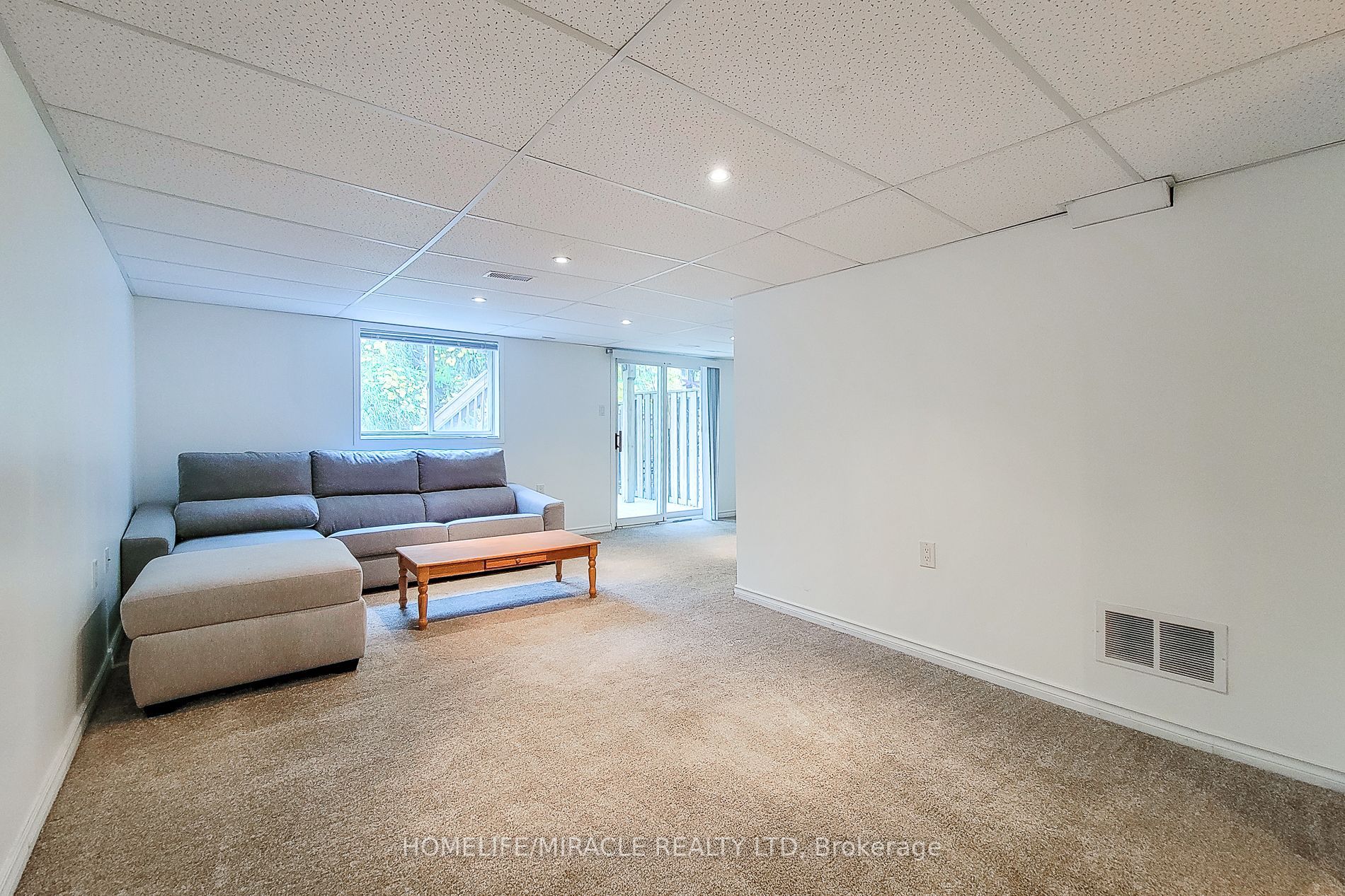 76 Frances Ave, #30