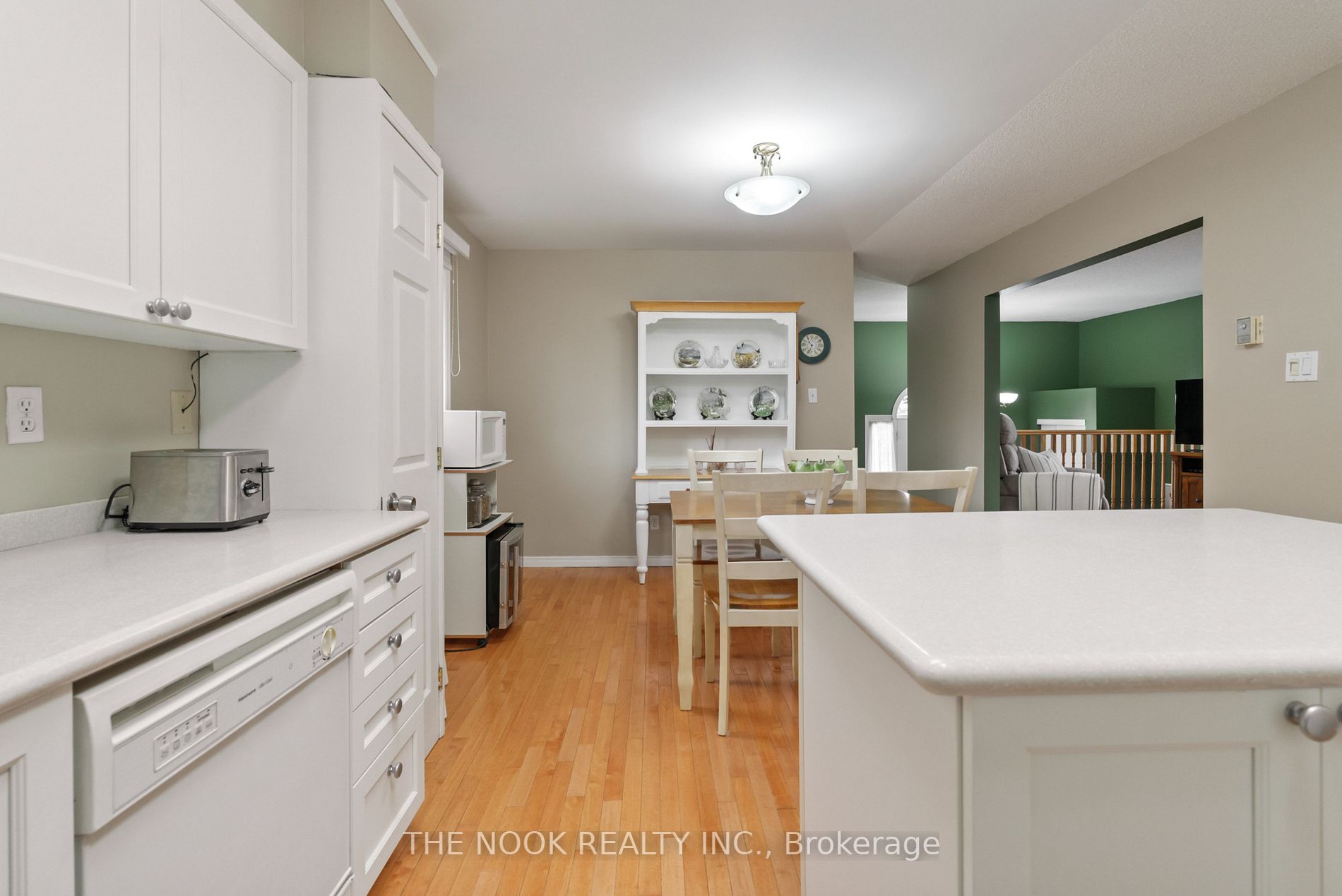 1021 Field Crt