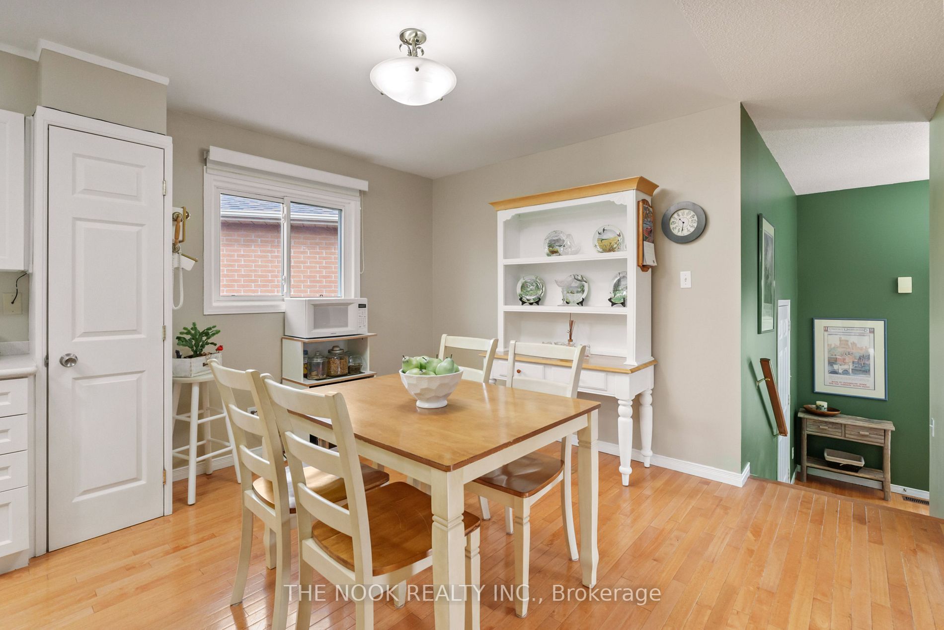 1021 Field Crt