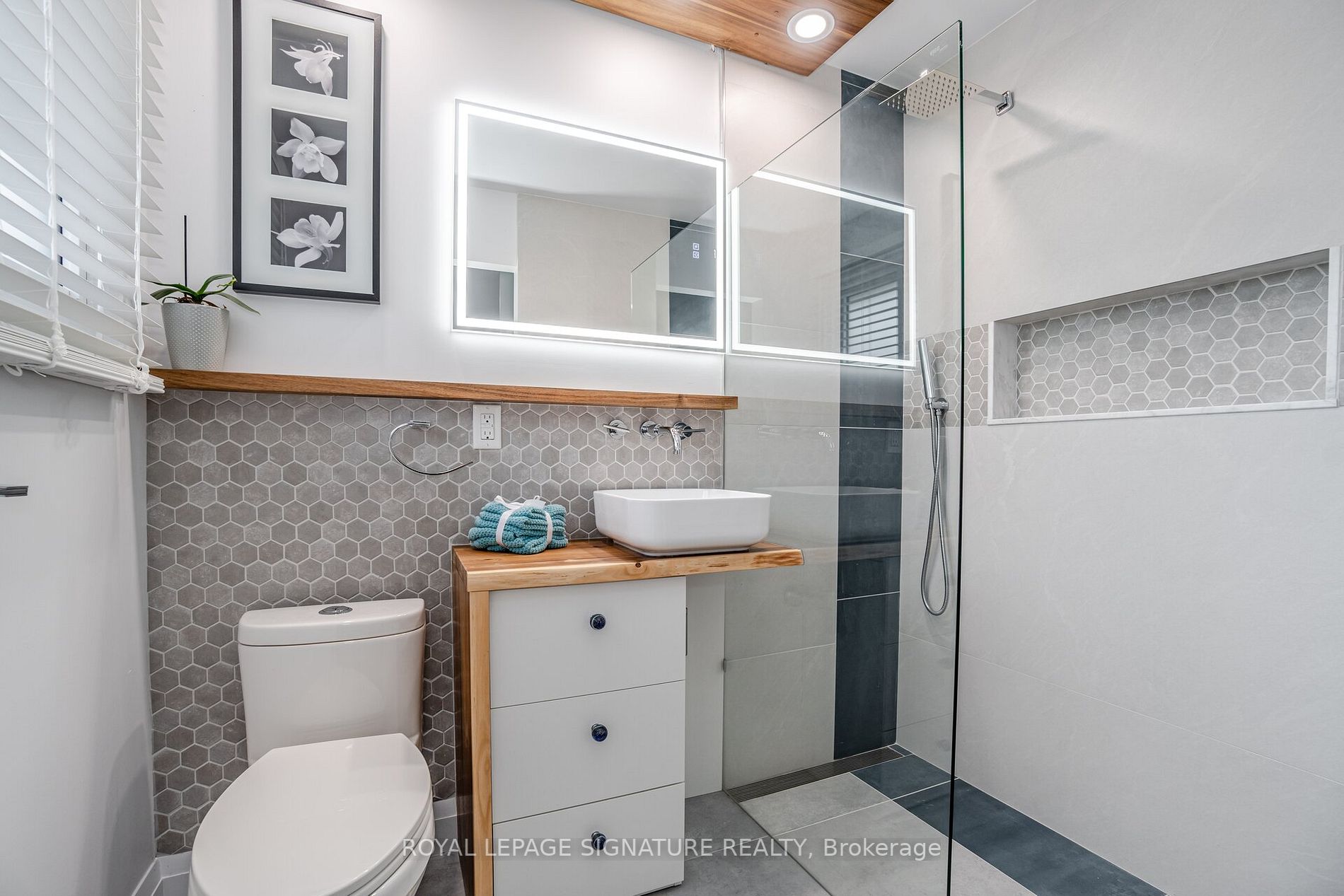 18 Alder Crt