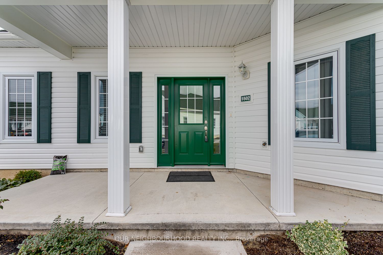 300 Croft St W, #1502