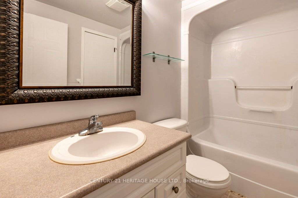 42 Green Valley Dr, #90