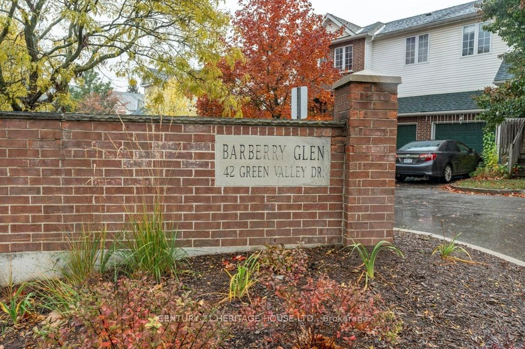 42 Green Valley Dr, #90