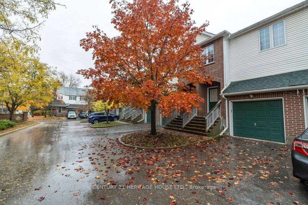 42 Green Valley Dr, #90