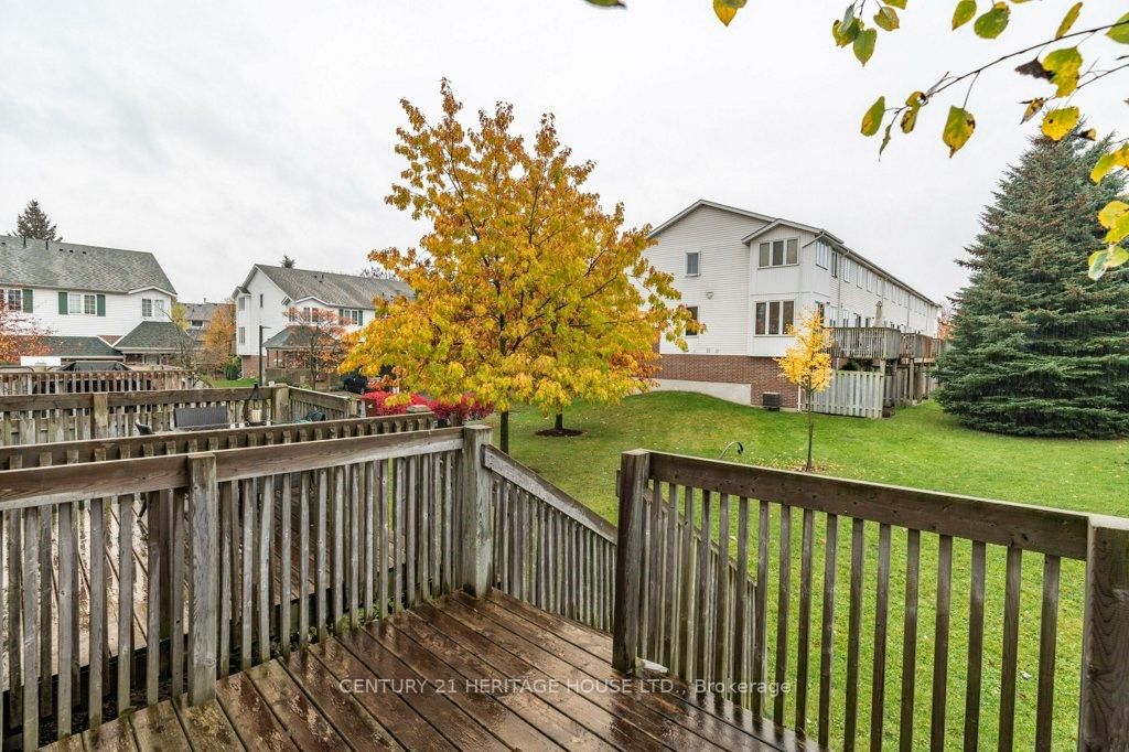 42 Green Valley Dr, #90