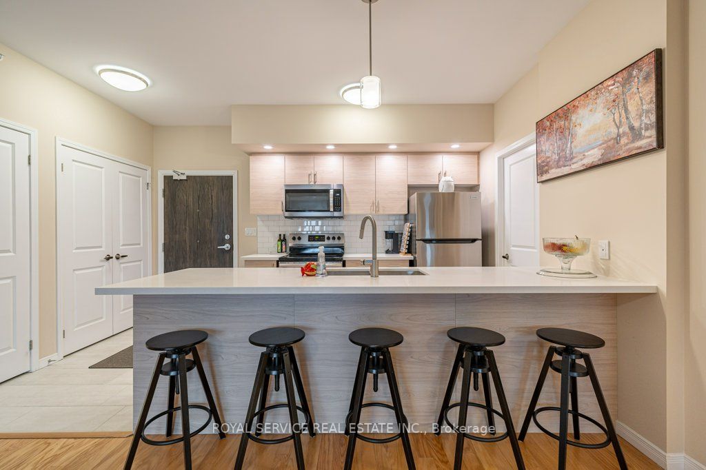 344 Florence Dr, #303