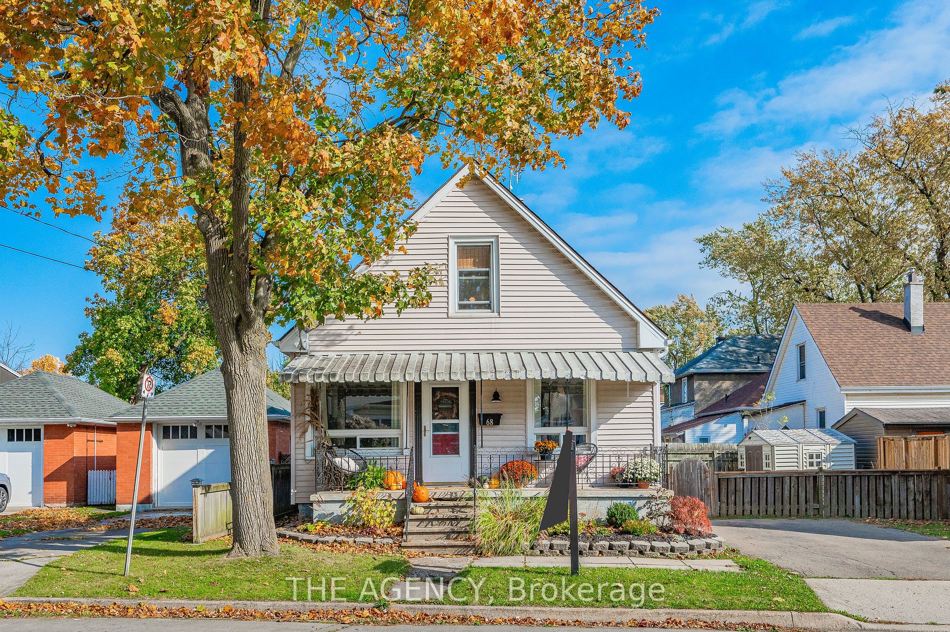 68 Queen St