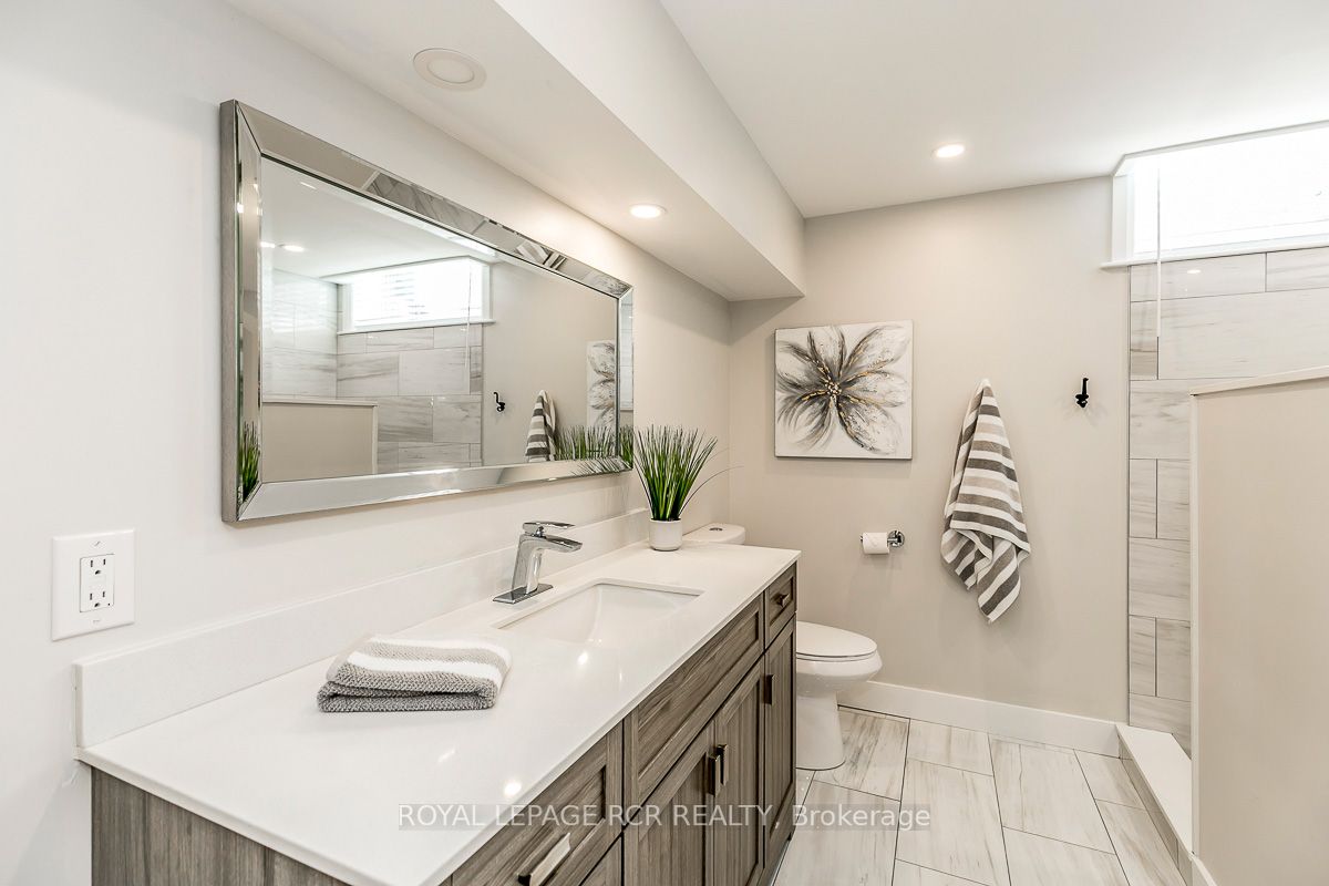 17 Nature's Landing Dr