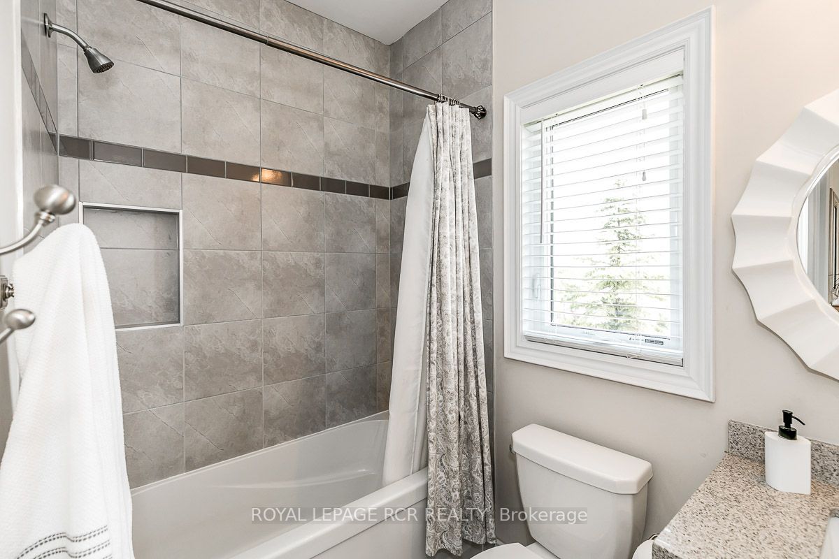 17 Nature's Landing Dr