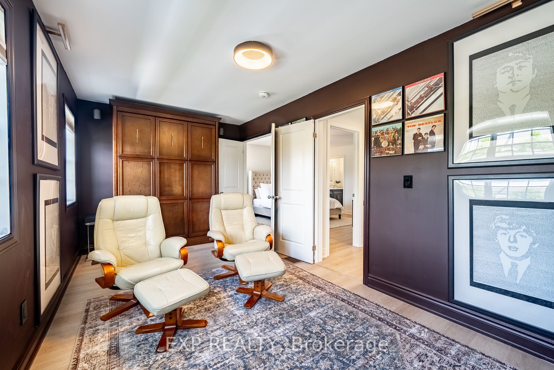 933 John Fairhurst Blvd