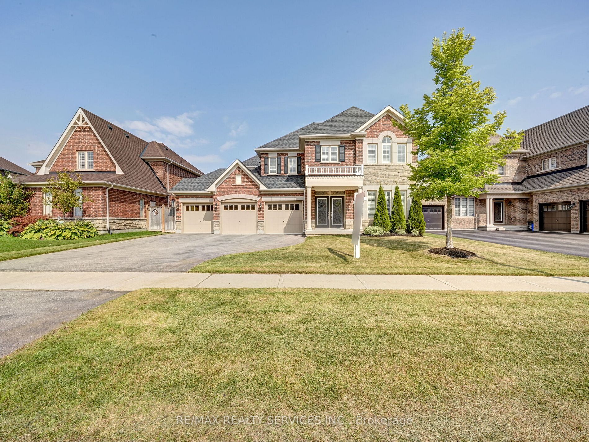 18 Skelton St
