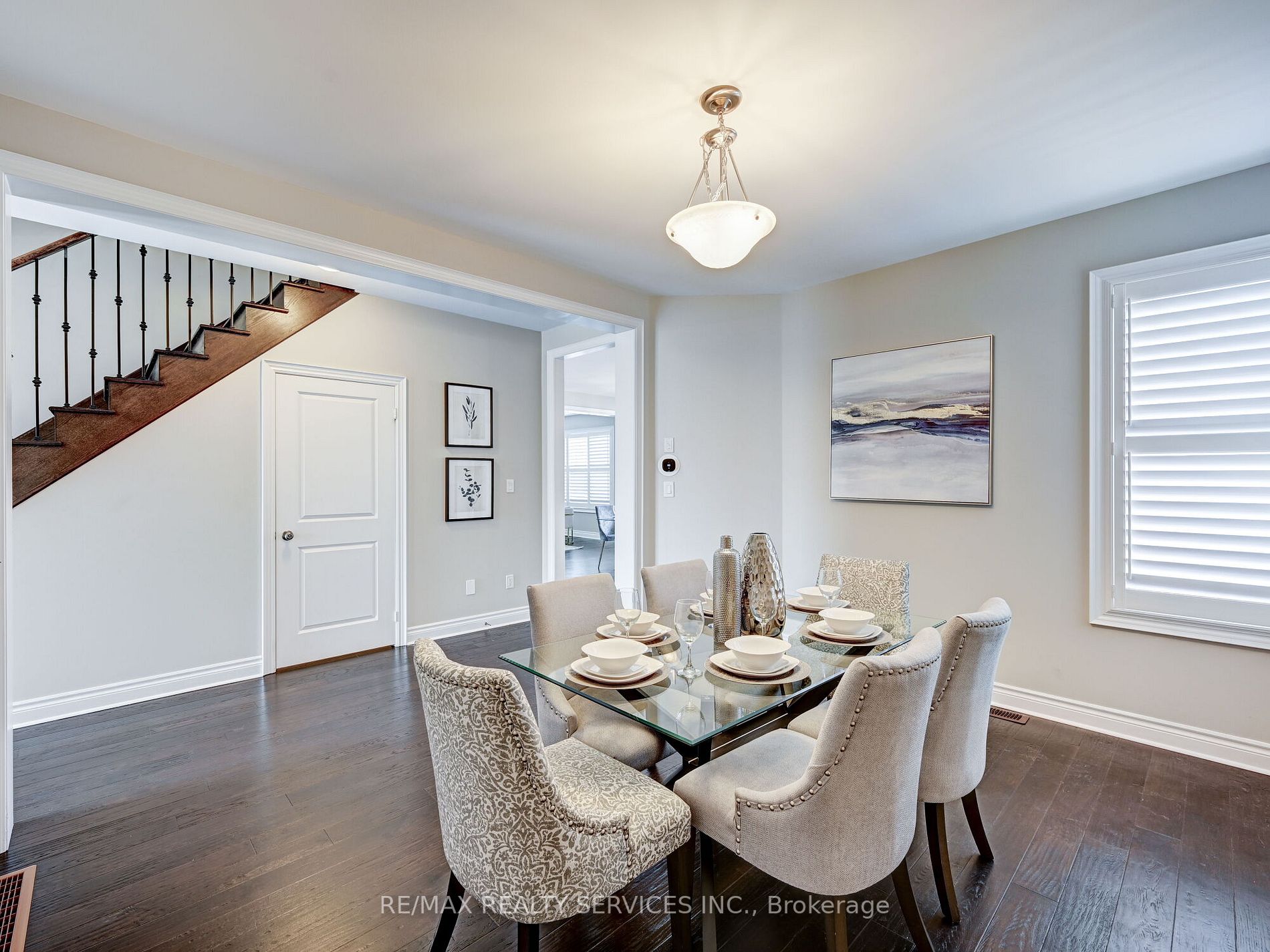 18 Skelton St