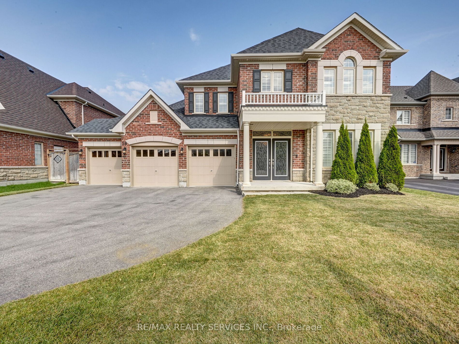 18 Skelton St