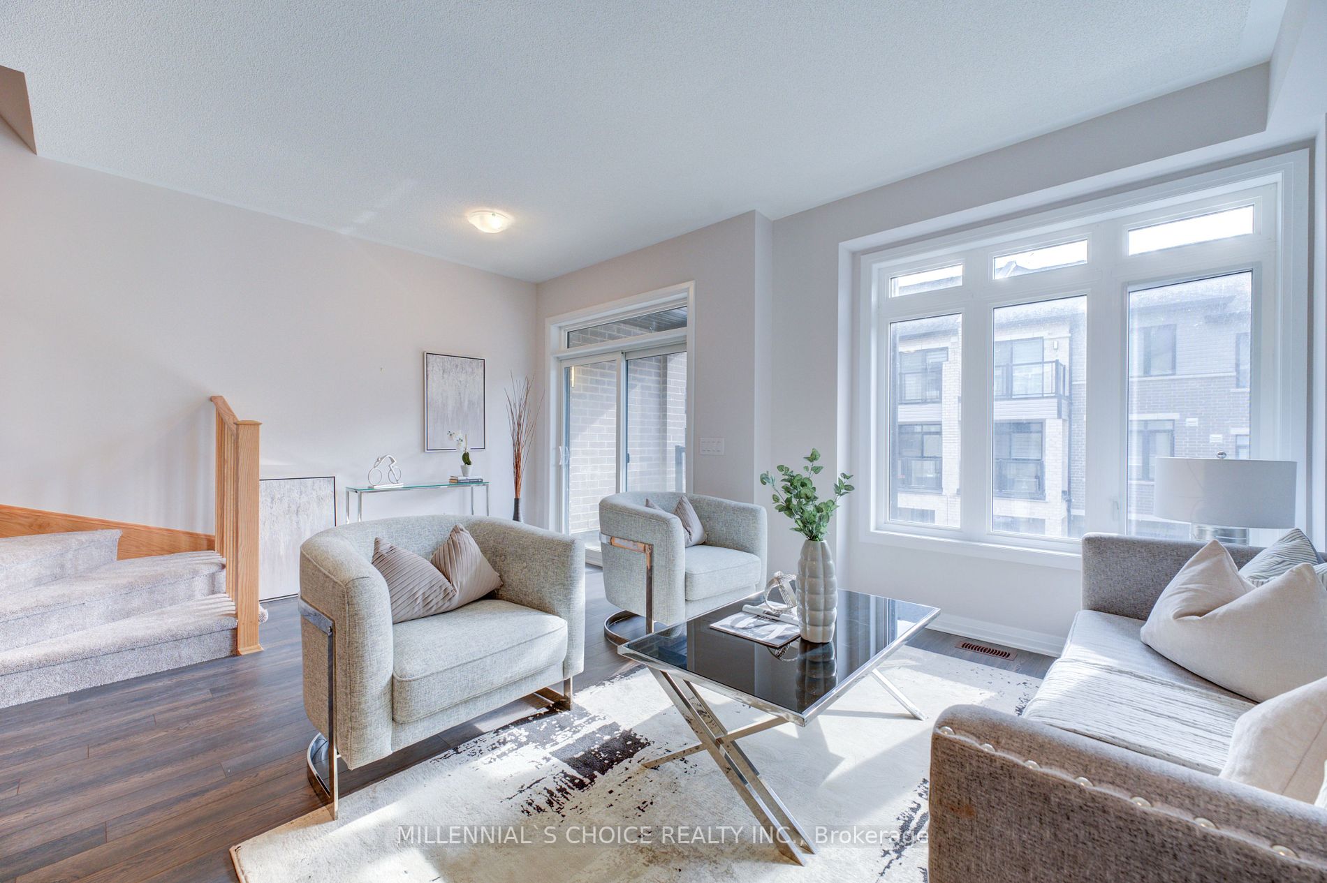 585 Colborne St E, #1004