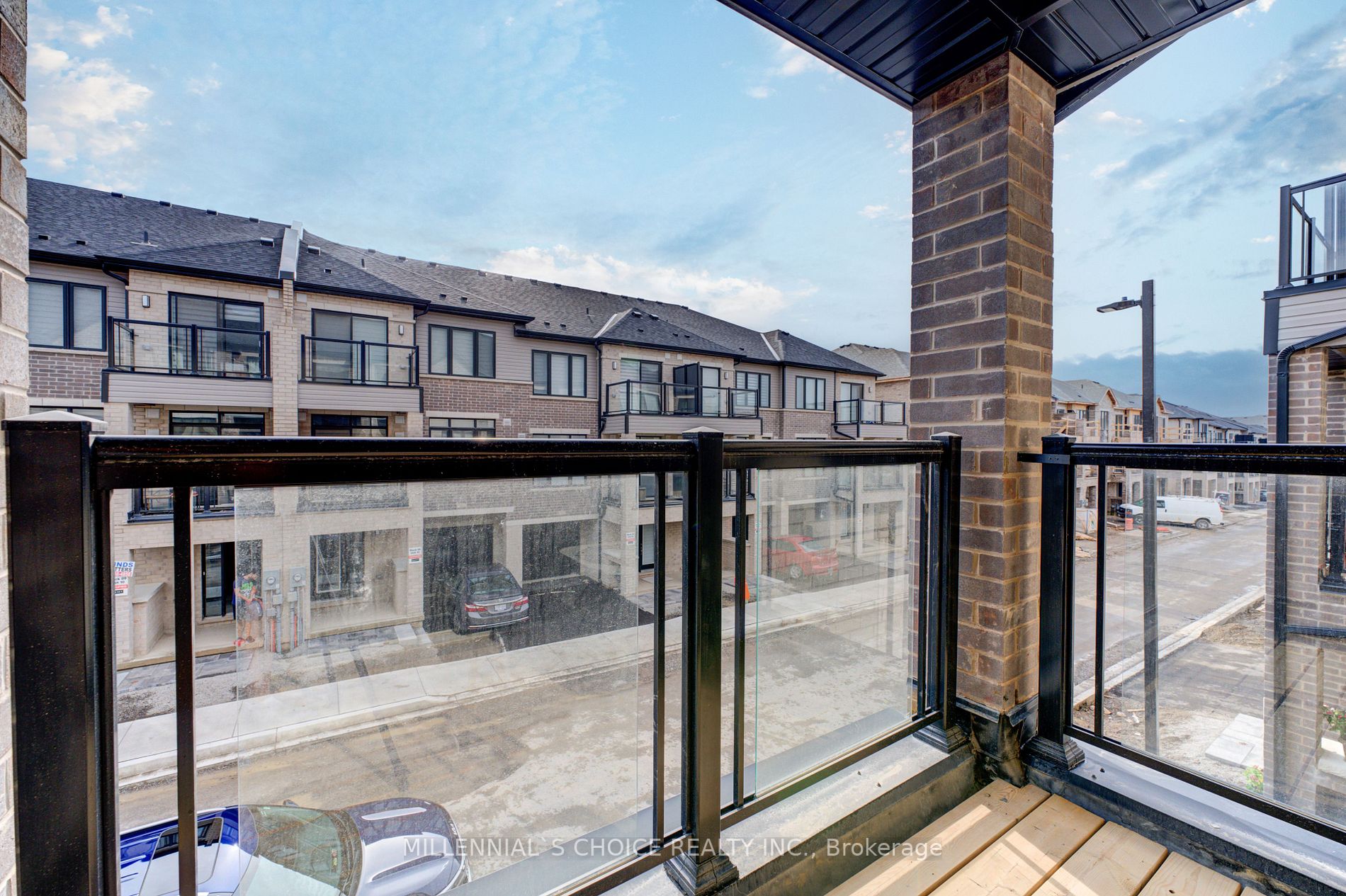 585 Colborne St E, #1004