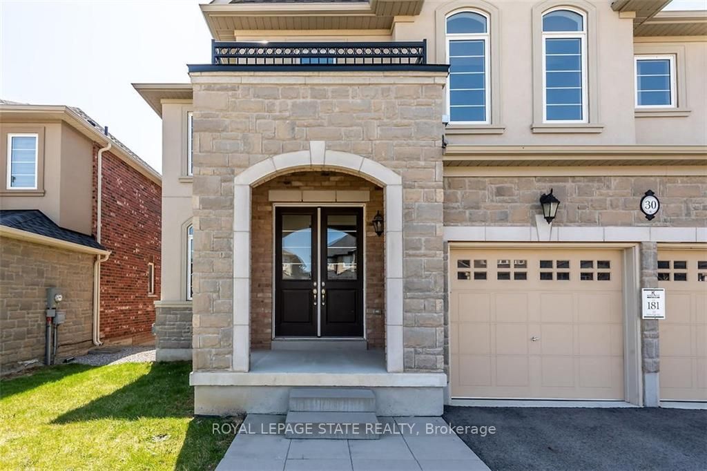 30 Robertson Rd