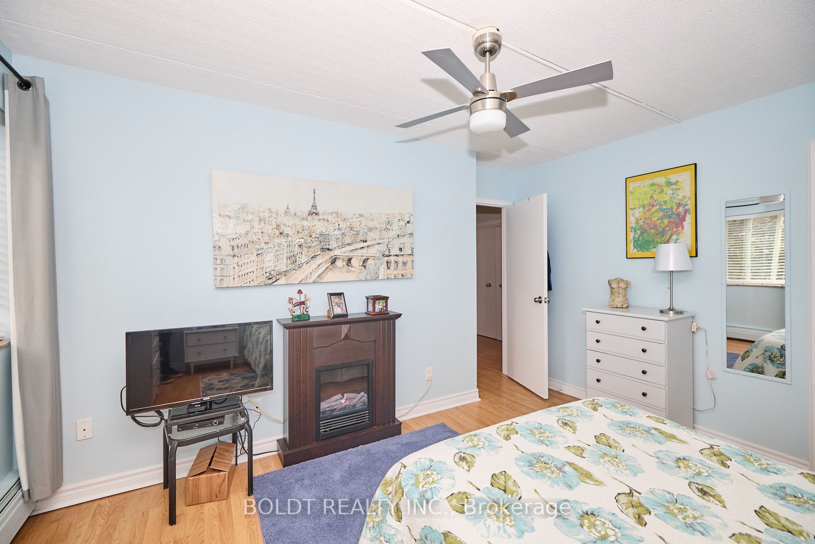 198 Scott St, #219
