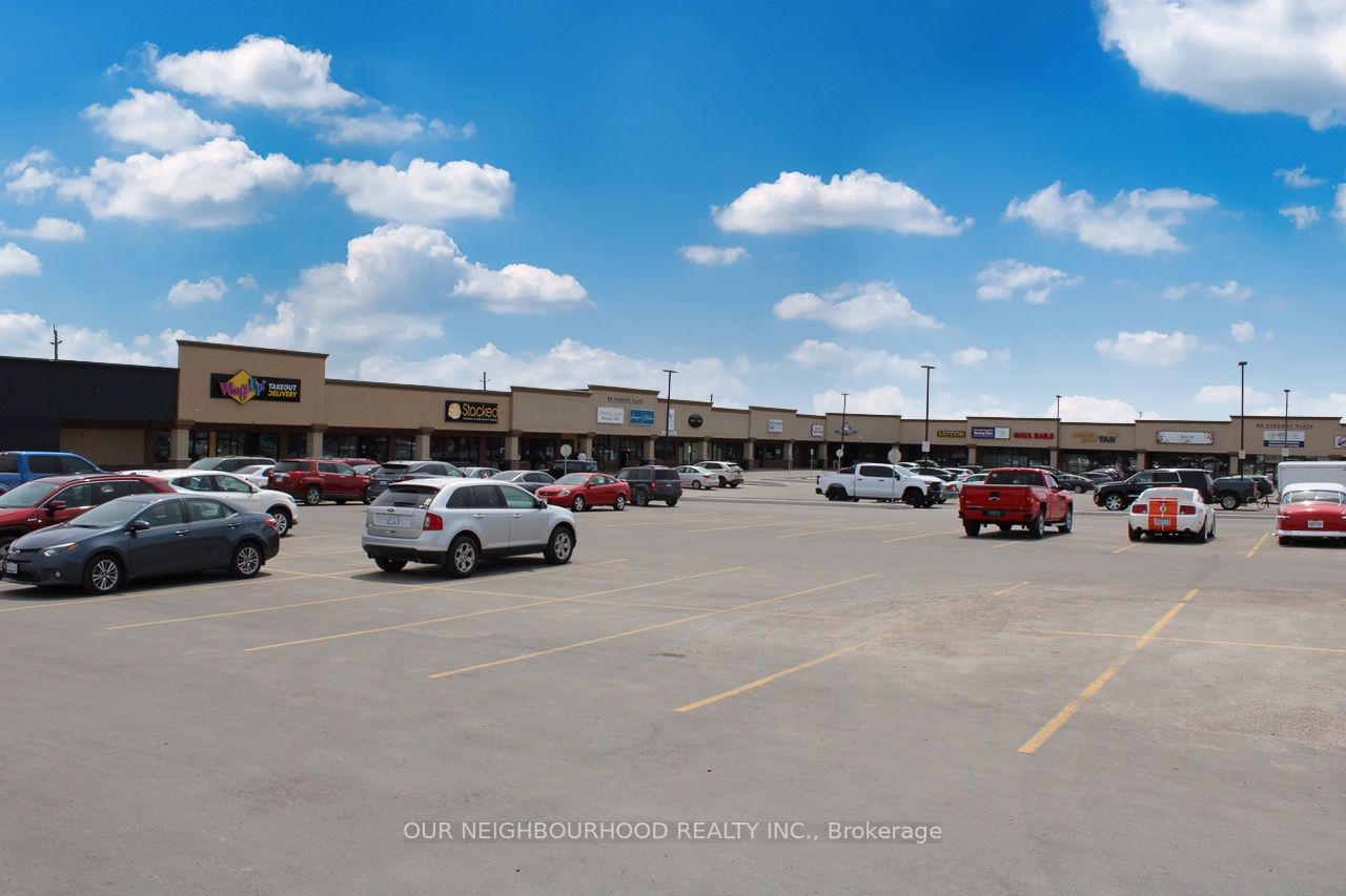 1135 Lansdowne St W, #25