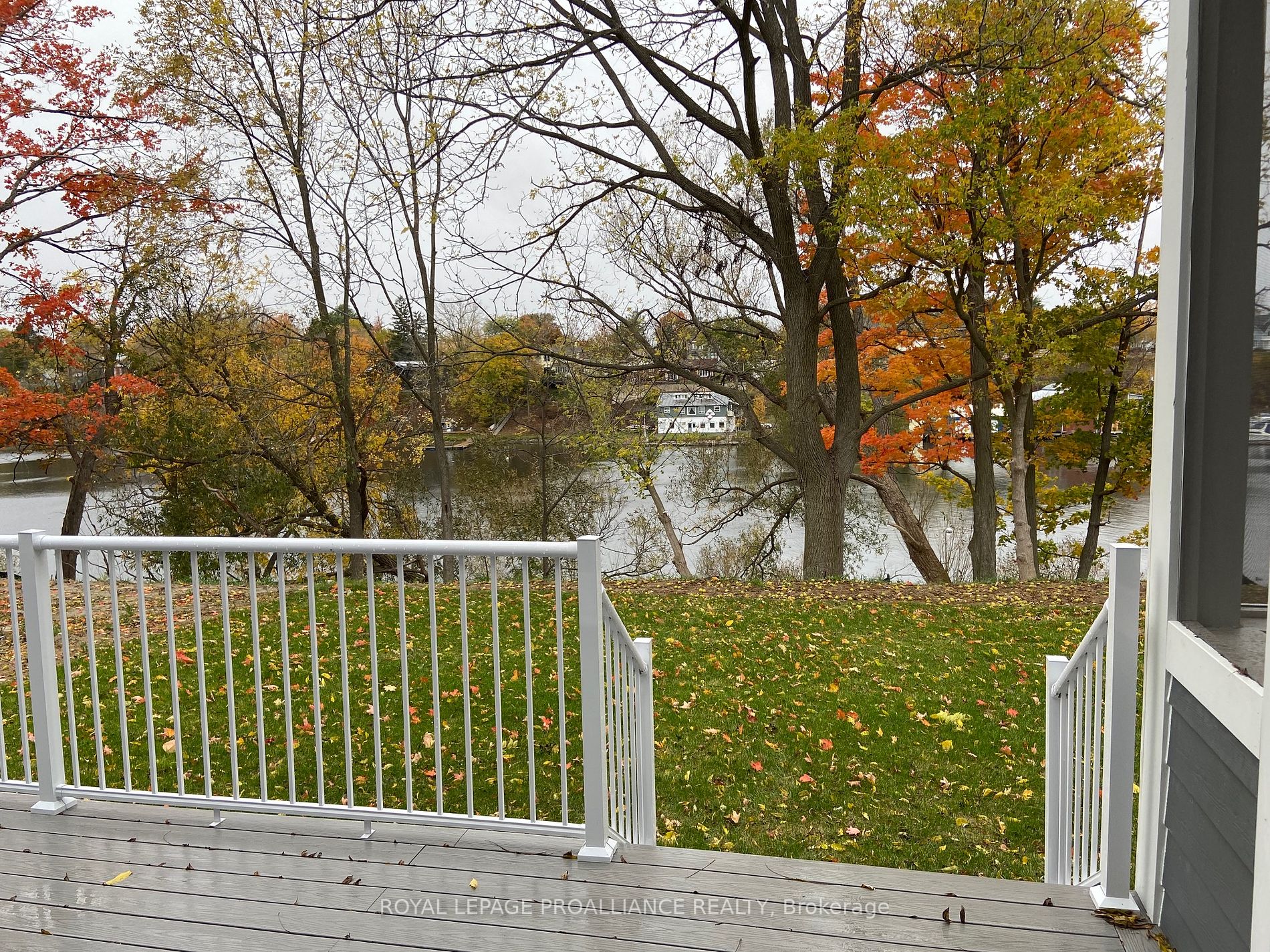 101 Villeneuve Drive