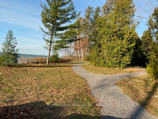 598 Osler Crt