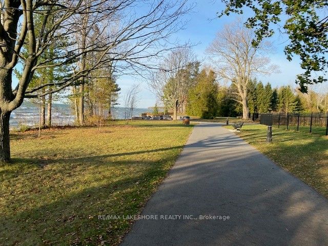 598 Osler Crt