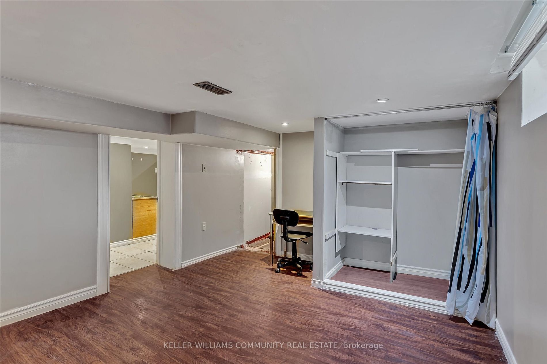 24 Aylmer St S