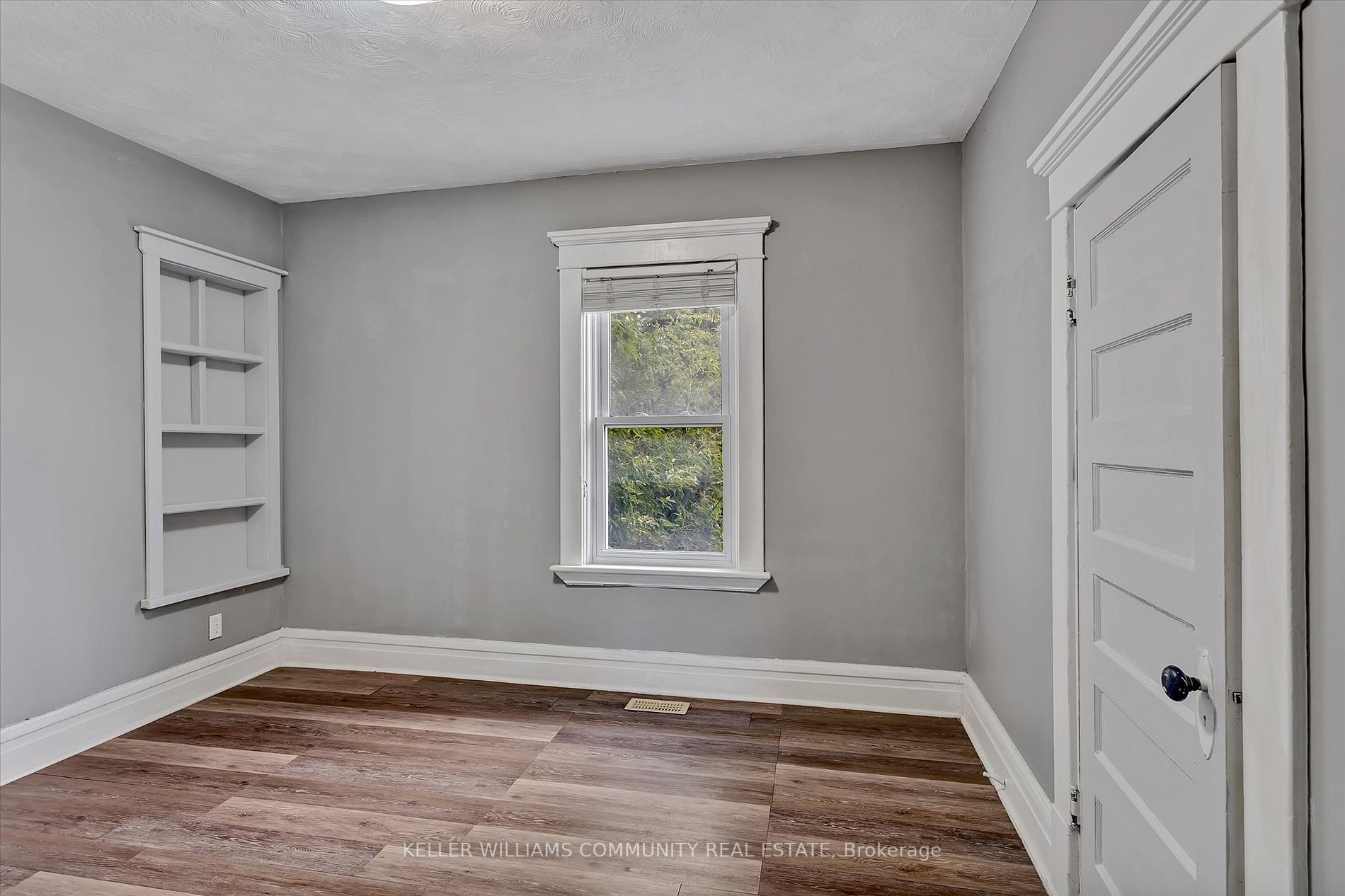 24 Aylmer St S