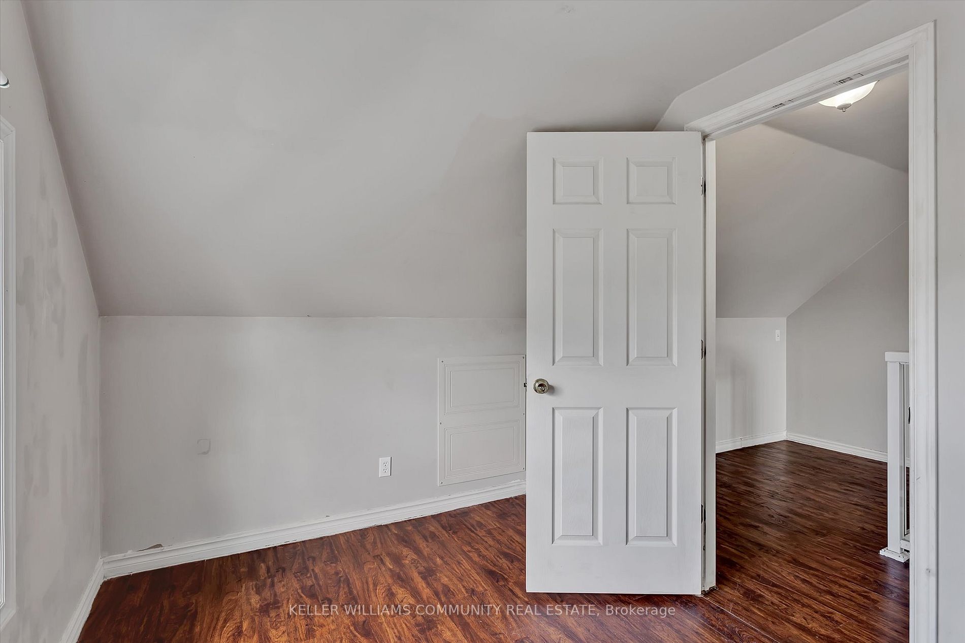 24 Aylmer St S