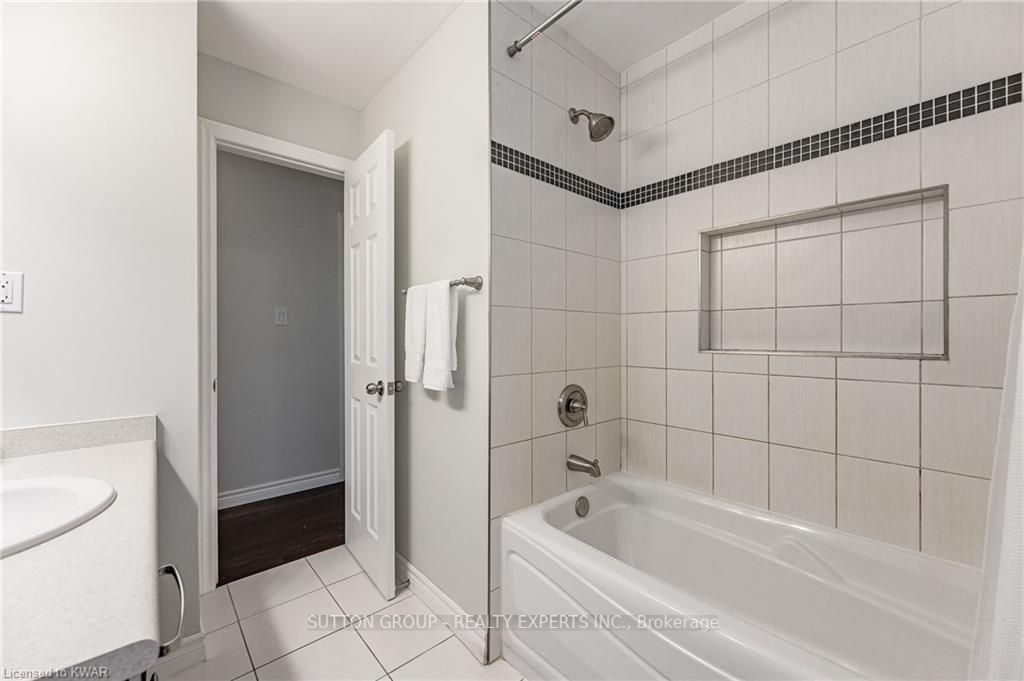 604 Glen Forrest Blvd, #Upper