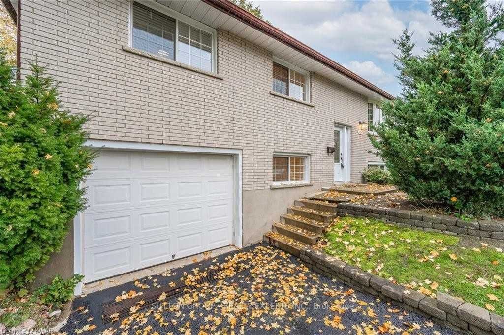 604 Glen Forrest Blvd, #Upper
