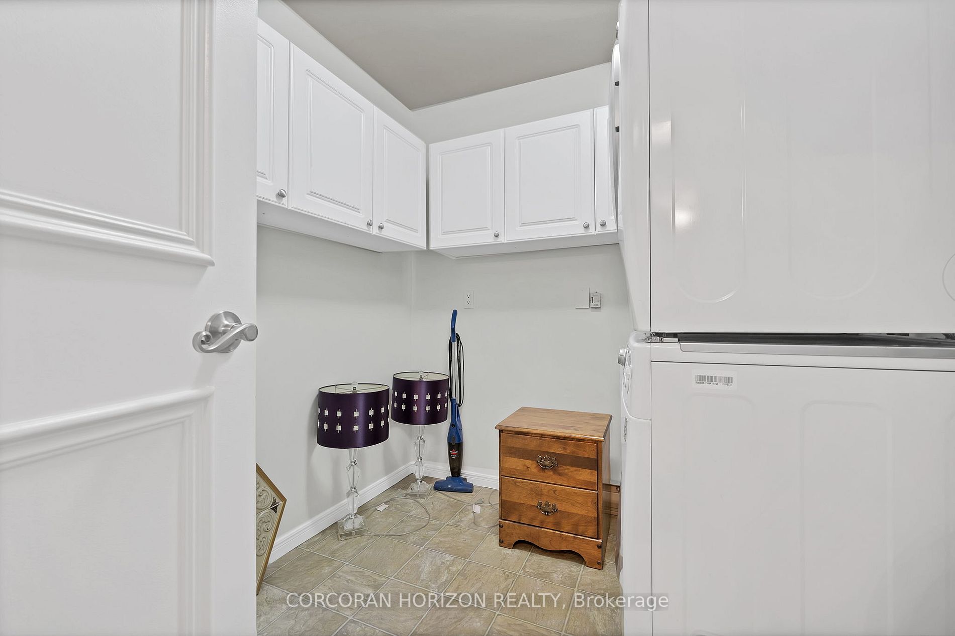 4 Albert St, #202