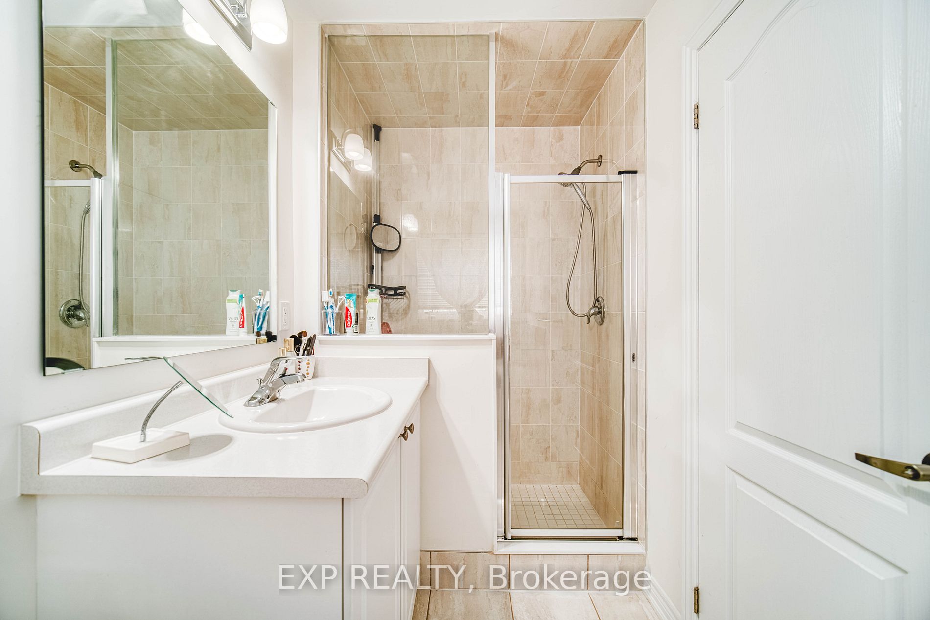 137 Clark St