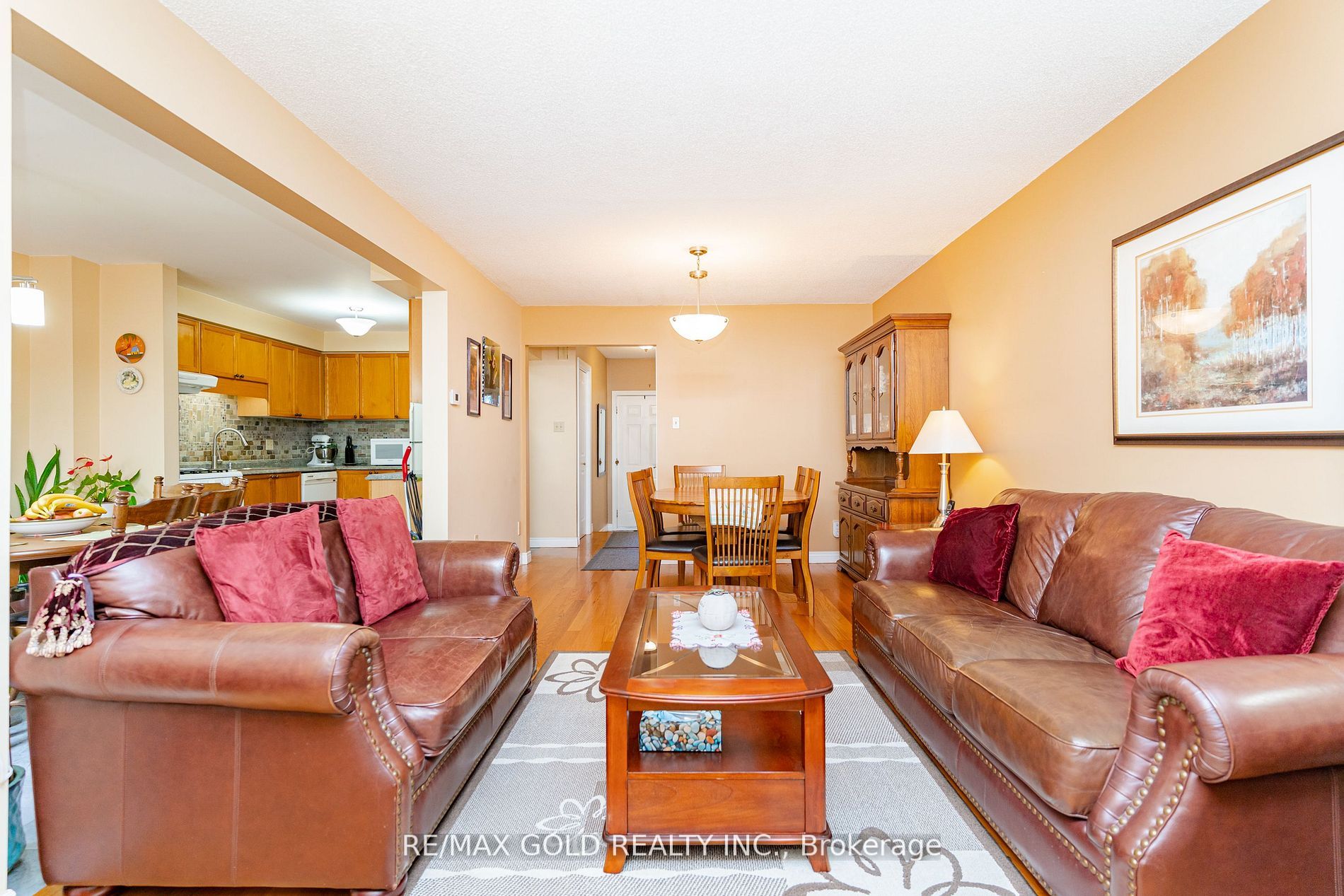 9 Tomahawk Dr
