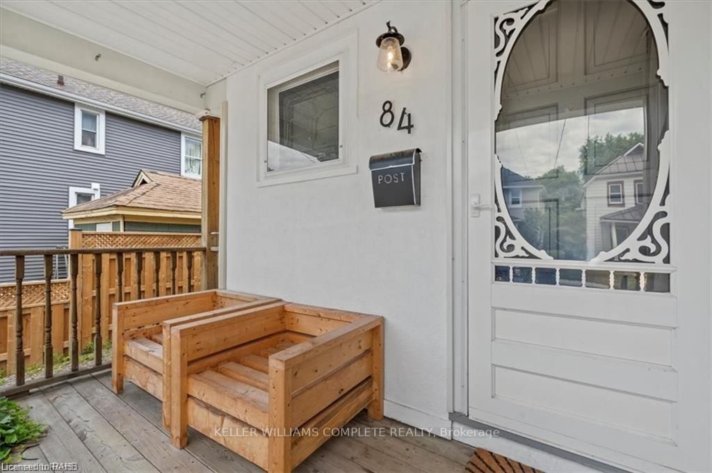 84 Lowell Ave