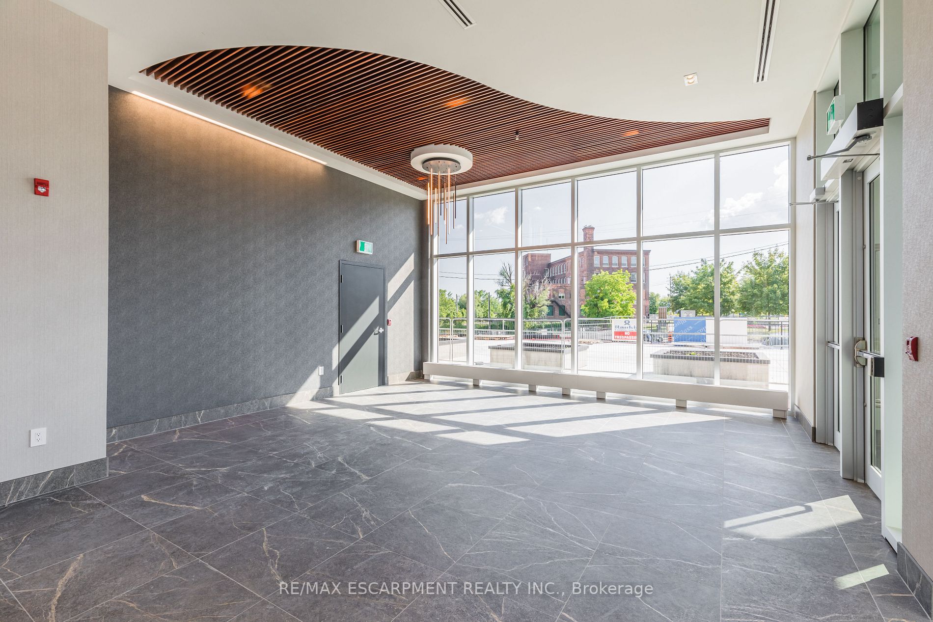 57 Lakeport Rd, #506