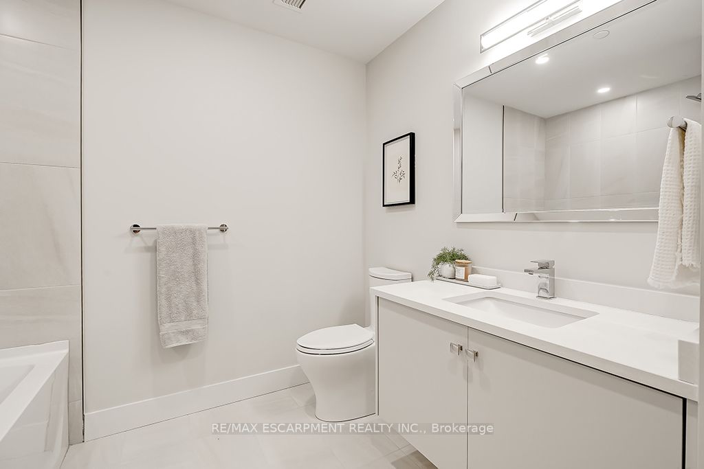 57 Lakeport Rd, #506