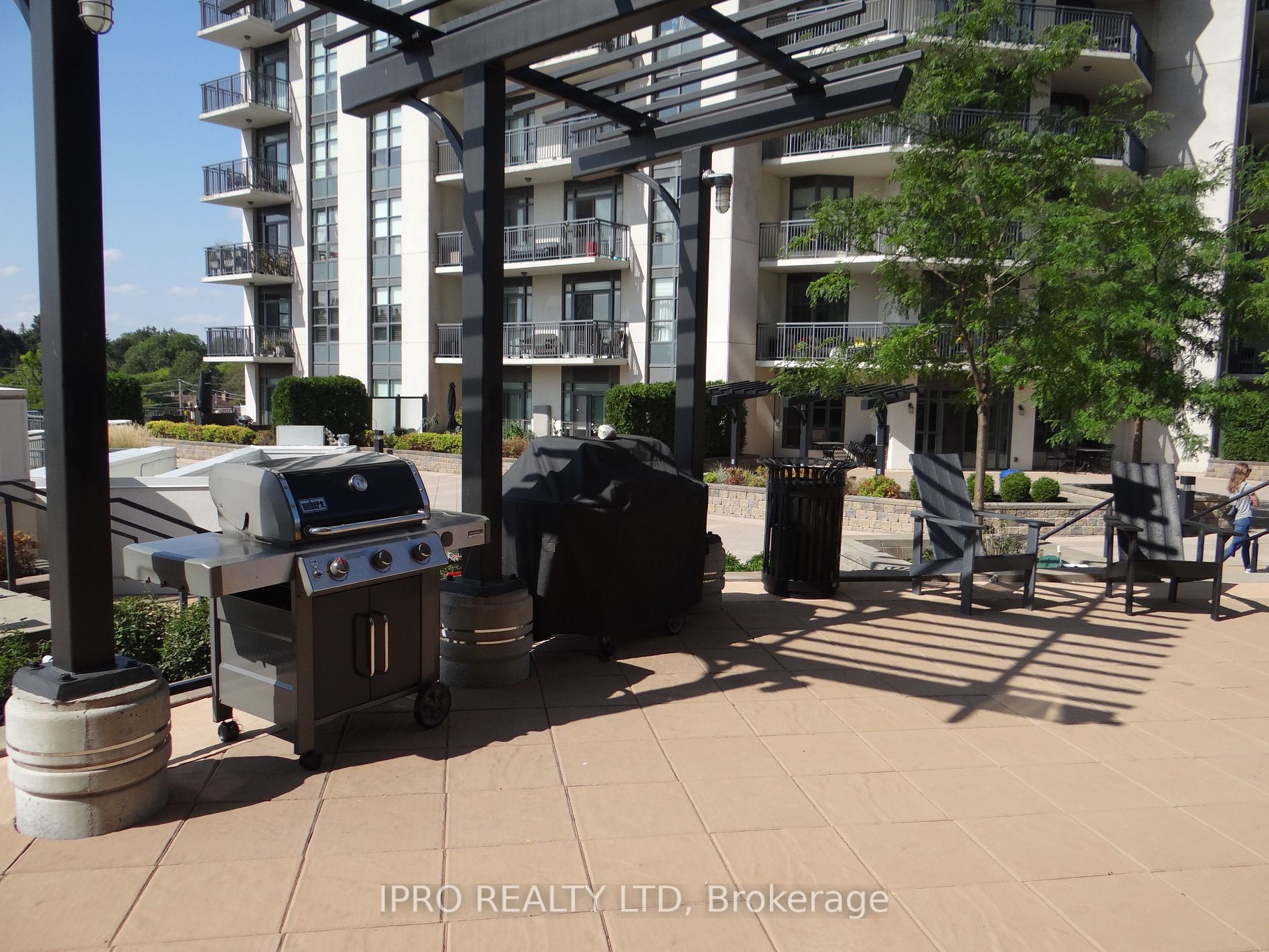 155 Caroline Street S, #608