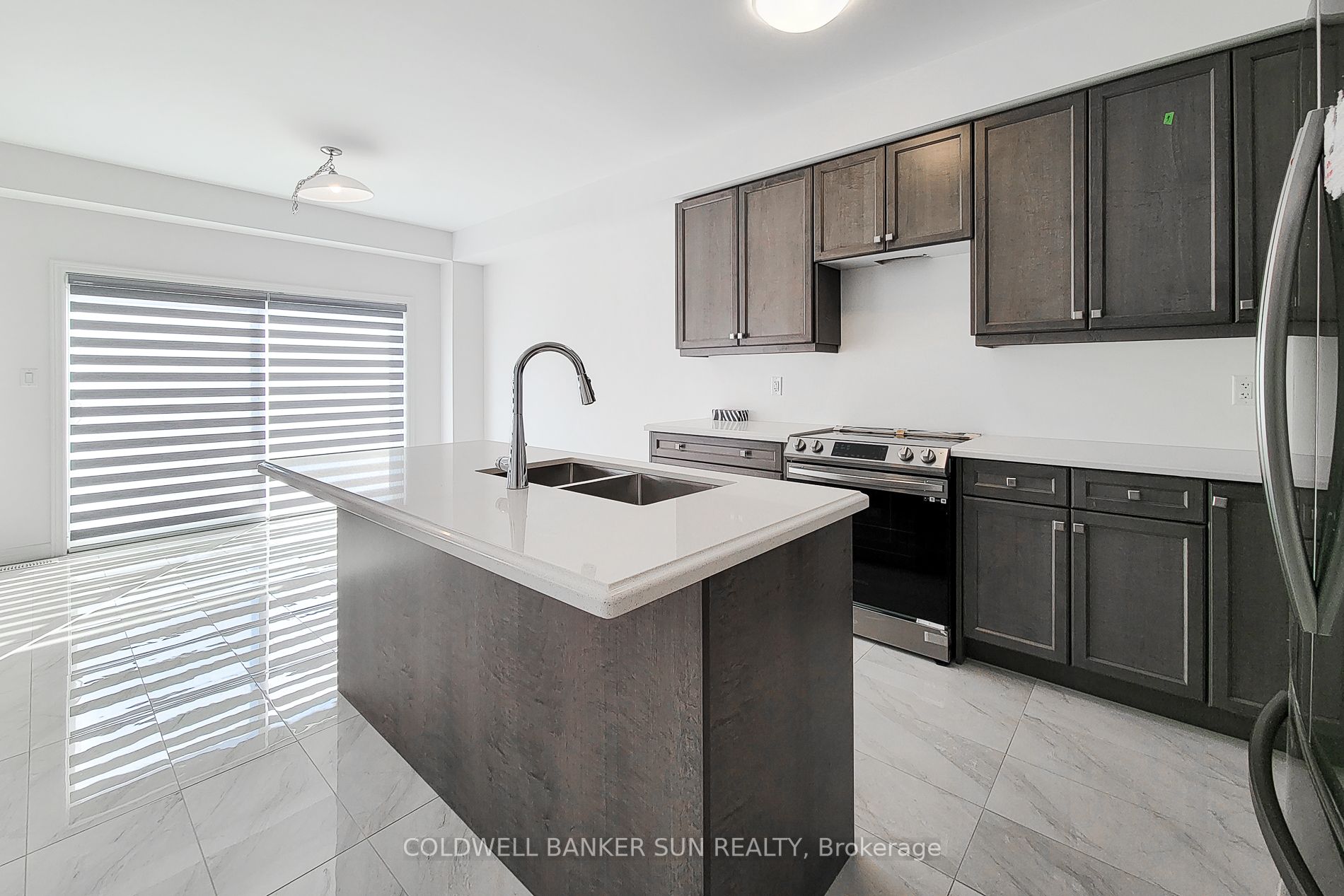 37 Mair Ave
